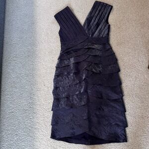 Cache Layered‎ Plum Shimmery Cocktail Tea Length Dress Size 4
